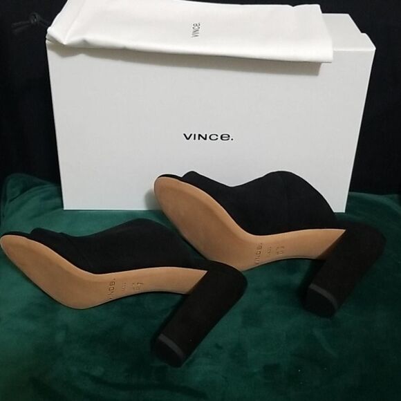 NWB Vince Heath Suede Leather Black Mules - Picture 9 of 10